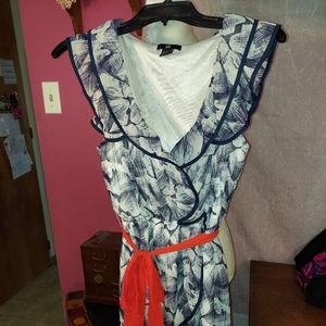 Womans H&M Faux Wrap Sleeveless V-Neck Ruffle Dress with Tie Belt Size 8